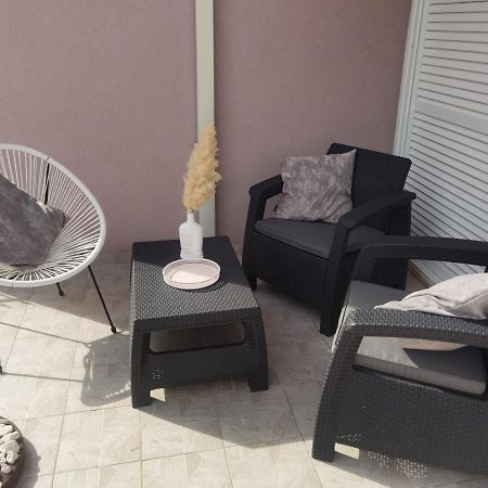 Nessa & Meli Apartment Makarska Exterior photo