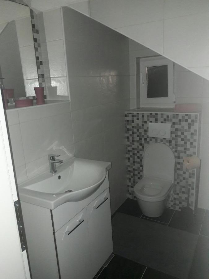 Nessa & Meli Apartment Makarska Exterior photo