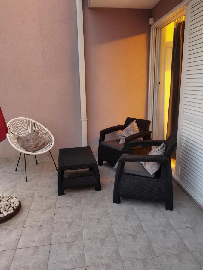 Nessa & Meli Apartment Makarska Exterior photo