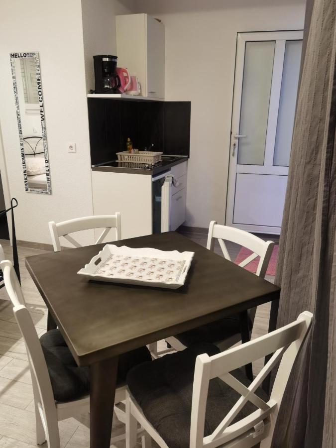 Nessa & Meli Apartment Makarska Exterior photo